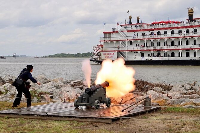 90-Minute Savannah Riverboat Sightseeing Cruise - River Street from the water: the easy city-view stop