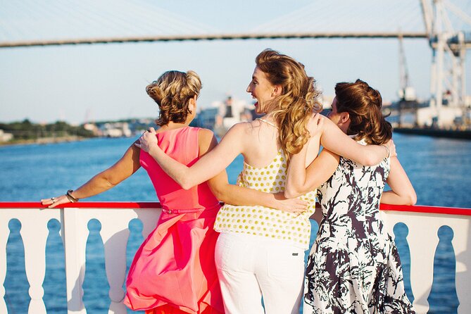 90-Minute Savannah Riverboat Sightseeing Cruise - Who should book this cruise, and who should pick something else?