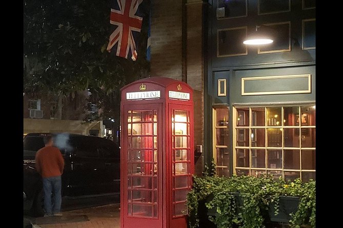 Creepy Crawl Night-Time Haunted Pub Walking Tour of Savannah's Historic District - Savannah Squares and Night Streets: Why the Route Matters