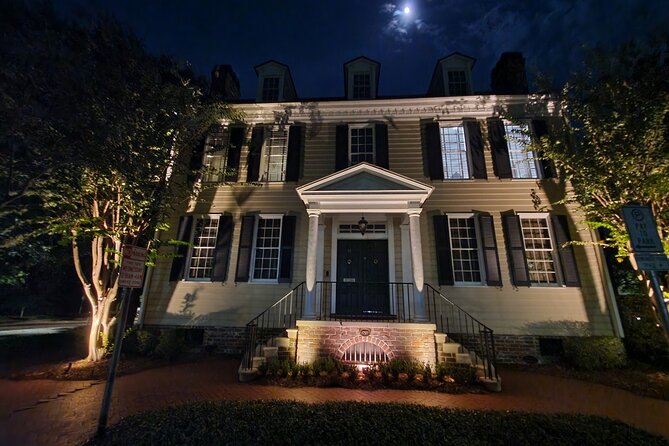 Doctor Buzzard's Goodtime Ghost Tour - Colonial Park Cemetery: yellow fever nightmares and the Man in Blue