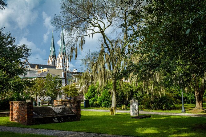 Haunted Savannah Self-Guided Walking Audio Tour - The Shrimp Factory: Strange Noises in an Upstairs Storage Room