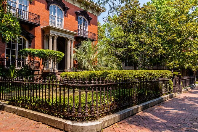 Haunted Savannah Self-Guided Walking Audio Tour - Hampton-Lillibridge House (1796): Savannah’s Most Haunted House Stop