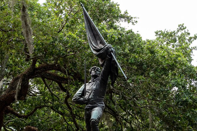 Historic Savannah Self-Guided Audio Walking Tour Bundle - Moon River Brewing Company and the riverfront: orbs, rumors, and windows