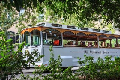 Narrated Historic Savannah Sightseeing Trolley Tour - Getting on at 217 W Boundary St, and picking the right departure