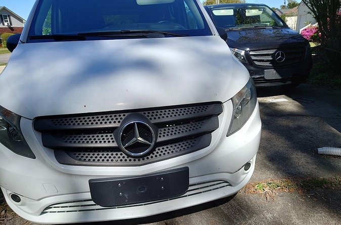 One-way 1 Seat SAV Airport - Downtown - The Ride Itself: Mercedes-Benz Comfort and Practical Safety
