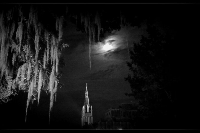 Private Savannah Ghost Walks with The Founder - Madison Square: Revolutionary War echoes that set the tone