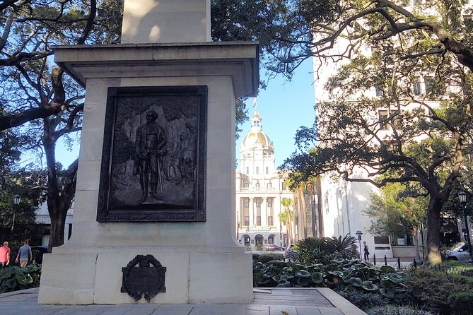 Savannah 101, a History Tour (by Walk With Me Savannah Tours) - Reynolds Square: John Wesley, the Olde Pink House, and Early Experiments