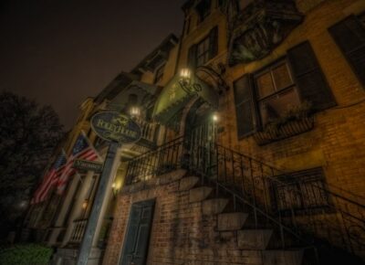 Savannah: Adults-Only Beyond Good and Evil Tour - The 90-minute route: haunted corners, burial grounds, and the city’s darker back alleys