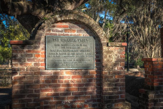 Savannah Beyond Good & Evil Tour - Stop 1 at Colonial Park Cemetery: gates, atmosphere, and early spooky tone