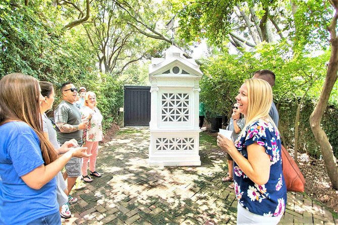 Savannah First Squares Culinary & Cultural Walking Food Tour - The Food Part: Up to Six Tastings, Built Like a Lunch