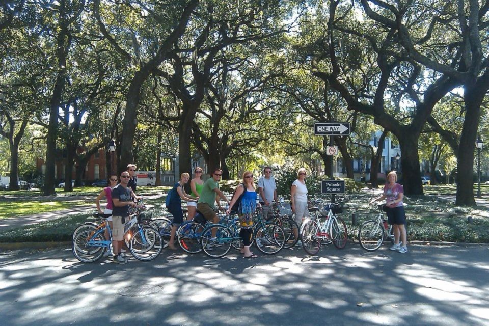 Savannah: Historical Bike Tour with Tour Guide - Safety and comfort: what makes this bike tour feel manageable