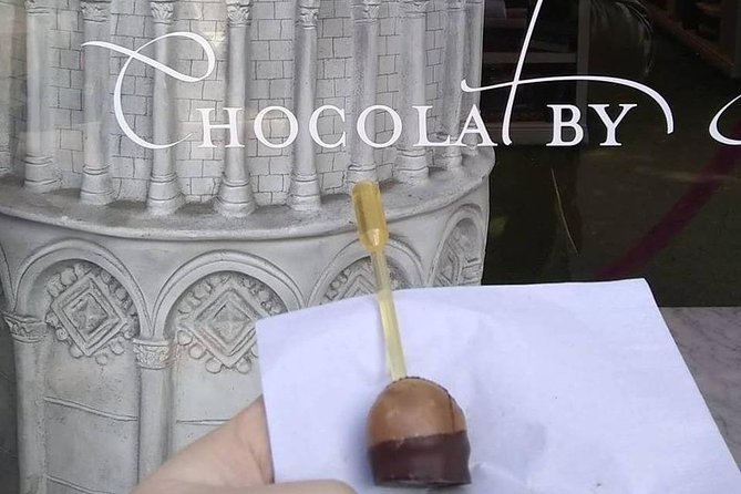 Savannah History plus Coffee and Chocolate Walking Tour - Wright Square at 2:00 pm: how the tour starts strong