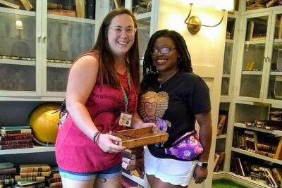 Savannah History plus Coffee and Chocolate Walking Tour - Your included coffee or tea: what to expect (and what to order)