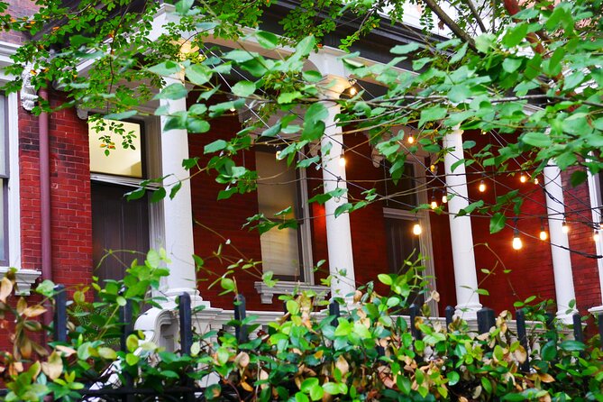 Savannah History Walking Tour - Why This Savannah History Walk Feels Different Than a Typical Route