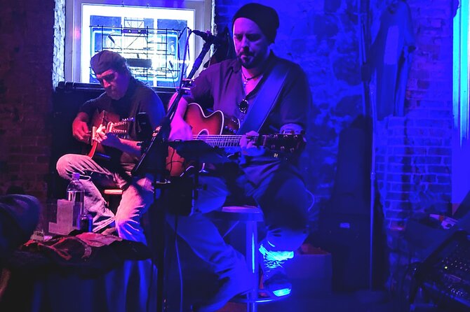 Savannah Live Music Walking Tour - Guides make the difference: what to look for during the walk
