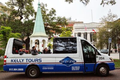 Savannah Open Top Panoramic City Tour with Live Narration - The Historic District Grid: Oglethorpe’s Squares and Why It Matters