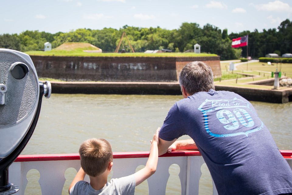 Savannah: Riverboat Narrated Harbor Sightseeing Cruise - Who this cruise is best for