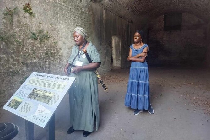 Savannah Slavery to Freedom Guided History Tour - River Street and Johnson Square on a 3-hour clock: pacing and logistics