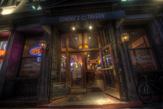 Savannah Strangled not Stirred Pub Crawl - Stop 5: Factors Walk, Iron Bridges, and the “Execution Grounds” Mood