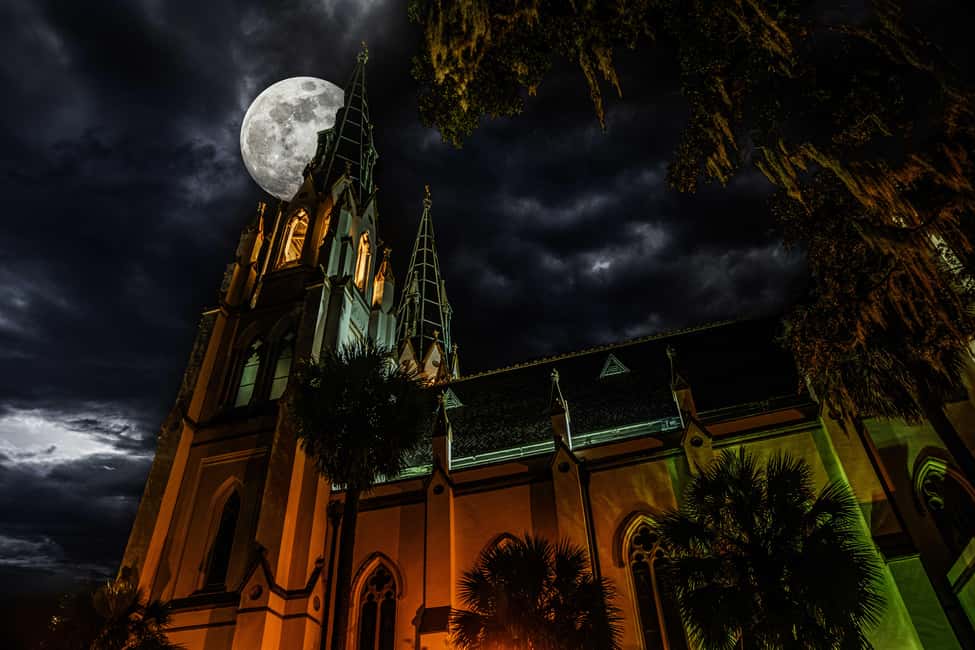 Savannah: Terrors, Ghosts, and Ghouls Walking Tour - Getting the most out of the experience