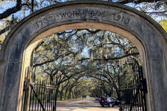 Savannah VIP Tour: Private Full-Day Tour - Wormsloe Historic Site and Bonaventure Cemetery: plantations and memory in real time