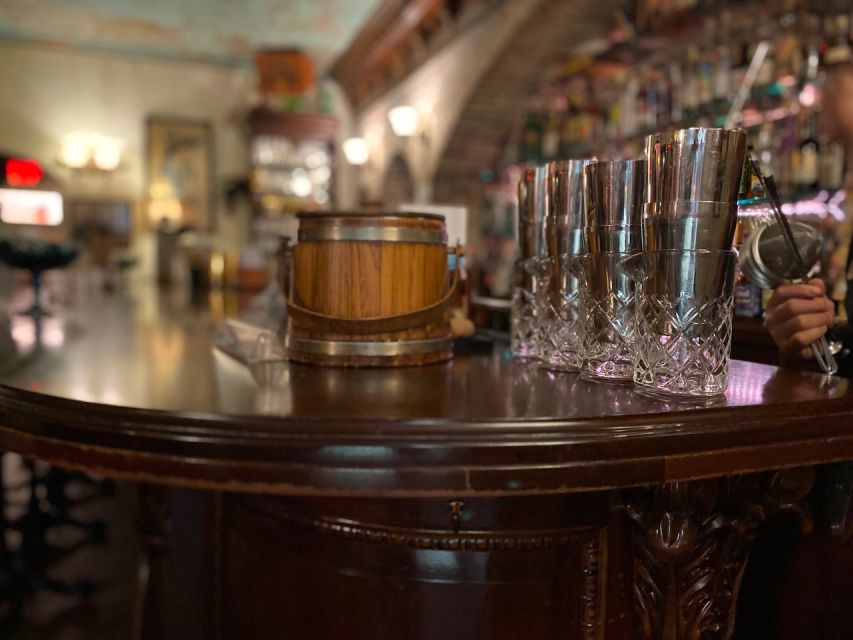 Savannah: Walktails and Bar Bites - American Prohibition Museum: your fast-track into Savannah’s mood