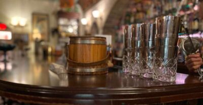 Savannah: Walktails and Bar Bites - How the tastings actually work: 4 cocktails and 3 bar bites in 3 hours