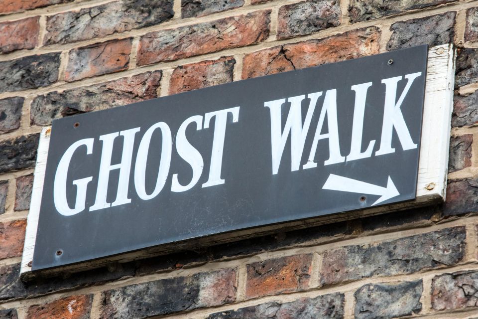 Self Guided Audio Ghost Tour in Savannah in 6 Languages - How a self-guided ghost tour actually works in Savannah