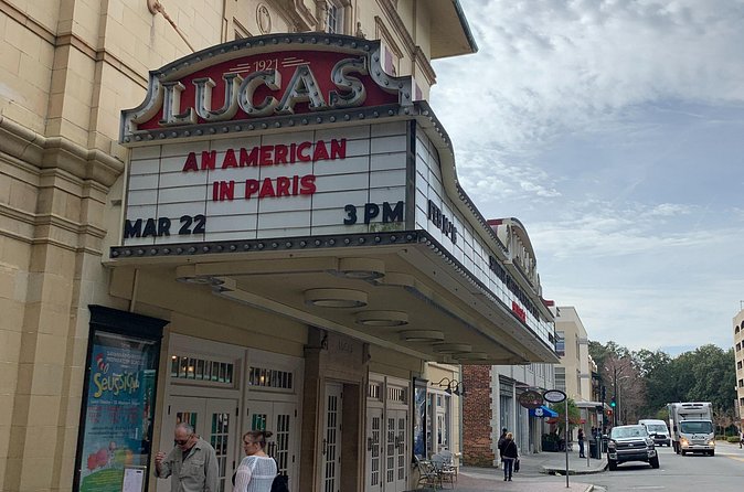 Self-Guided 'Old Squares of Savannah' Solo Walking Tour - Lucas Theatre Moment: A Quick Culture Stop