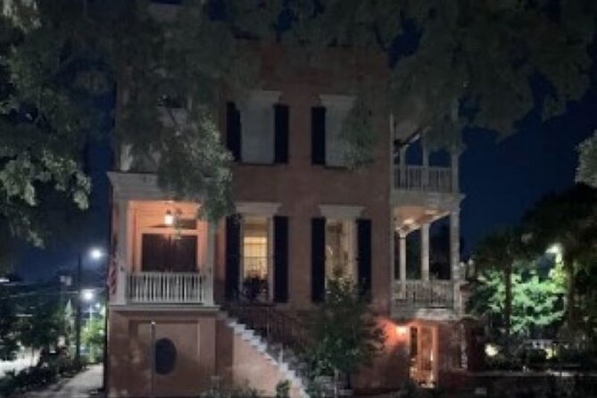 Shadows of Midnight Ultimate Late Night Savannah Ghost Tour - Safety, Comfort, and What the Night Actually Feels Like
