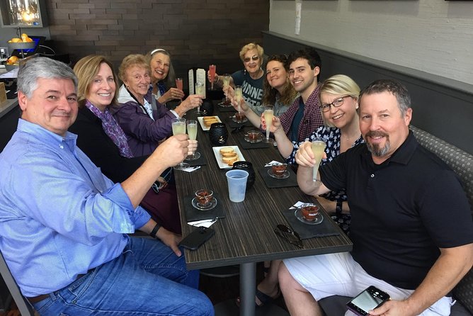 Southern Flavors Food, Pub Crawl, and History Walking Tour - A Savannah food tour that feels like hanging out with locals