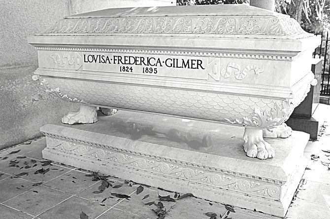 The Hidden Gem Cemetery Tour of Laurel Grove - Key things worth showing up for