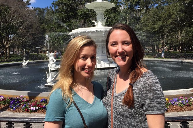 Walking Tour of Savannah's Historic District - Johnson Square and Wright Square: Revolution-Era Pressures and Local Culture